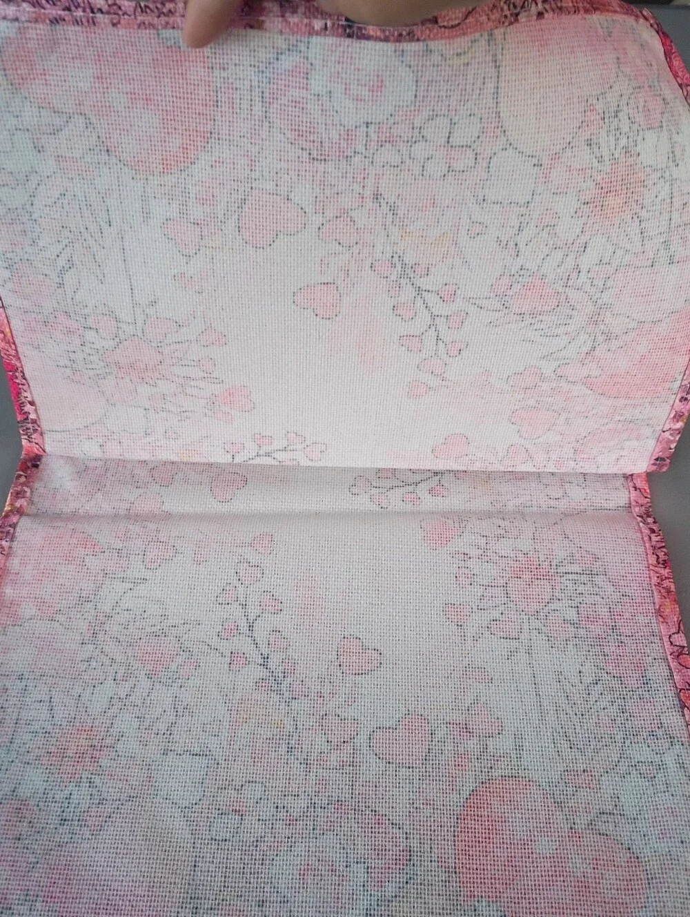 Pink Floral Heart Table Runner